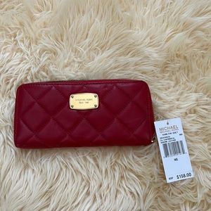 NWT Michael Kors Zip Continental Wallet